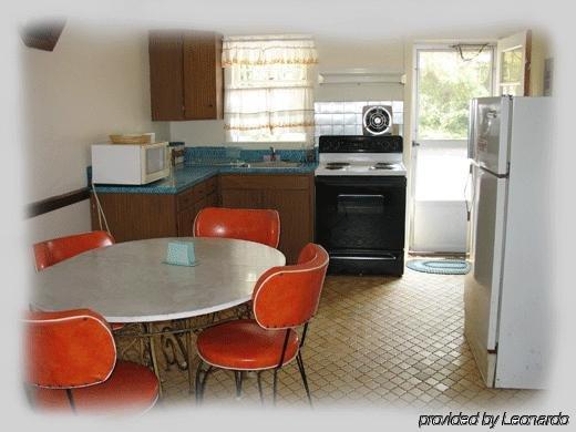 La Plaza Del Sol Motel 마시피 레스토랑 사진